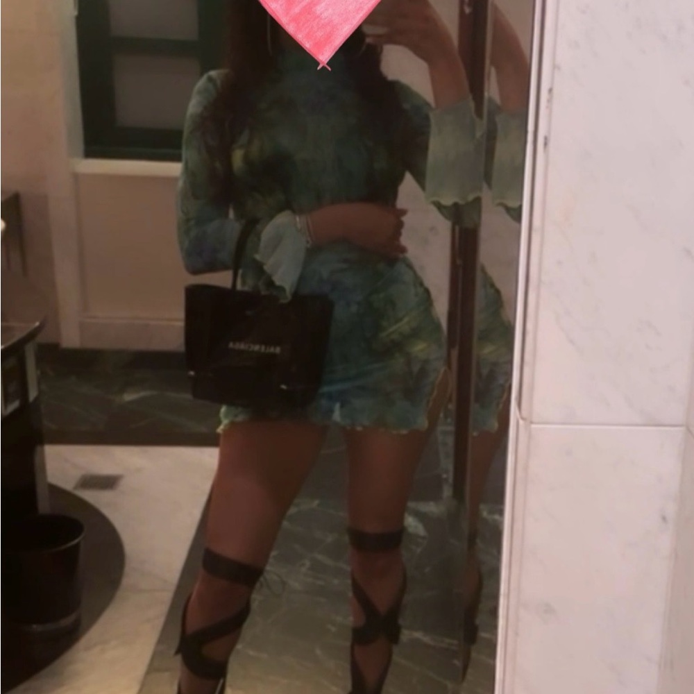 Green Tie-Dye Dress with Bell Sleeves